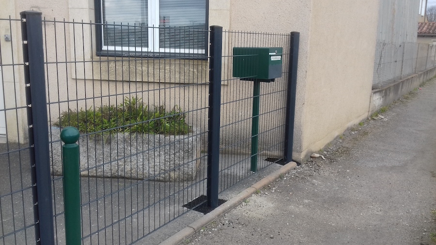 Pose de clôture à castres