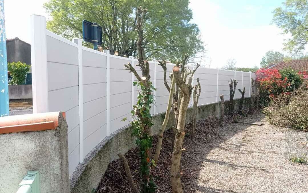 Clôture Ocewood sur muret arrondi à Castres