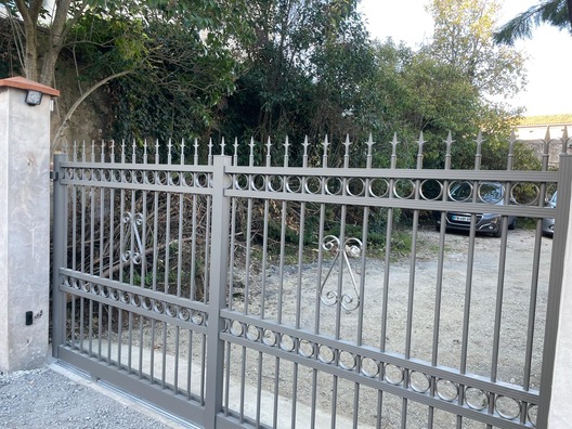 Pose d’un portail coulissant aluminium KSM à Castres