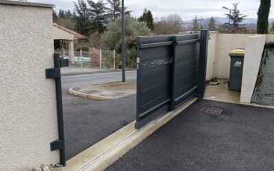 Portail coulissant à Castres : quelle solution pour votre terrain ?